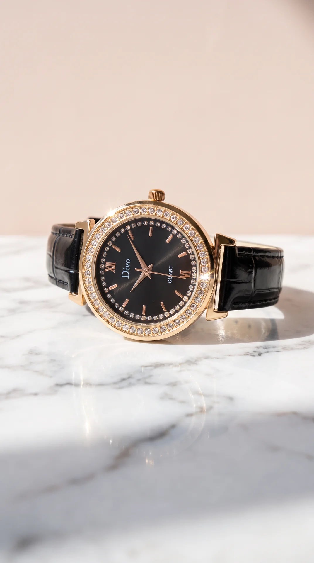 Crystal Bezel Women's Quartz Watch – Crocodile Pattern Strap