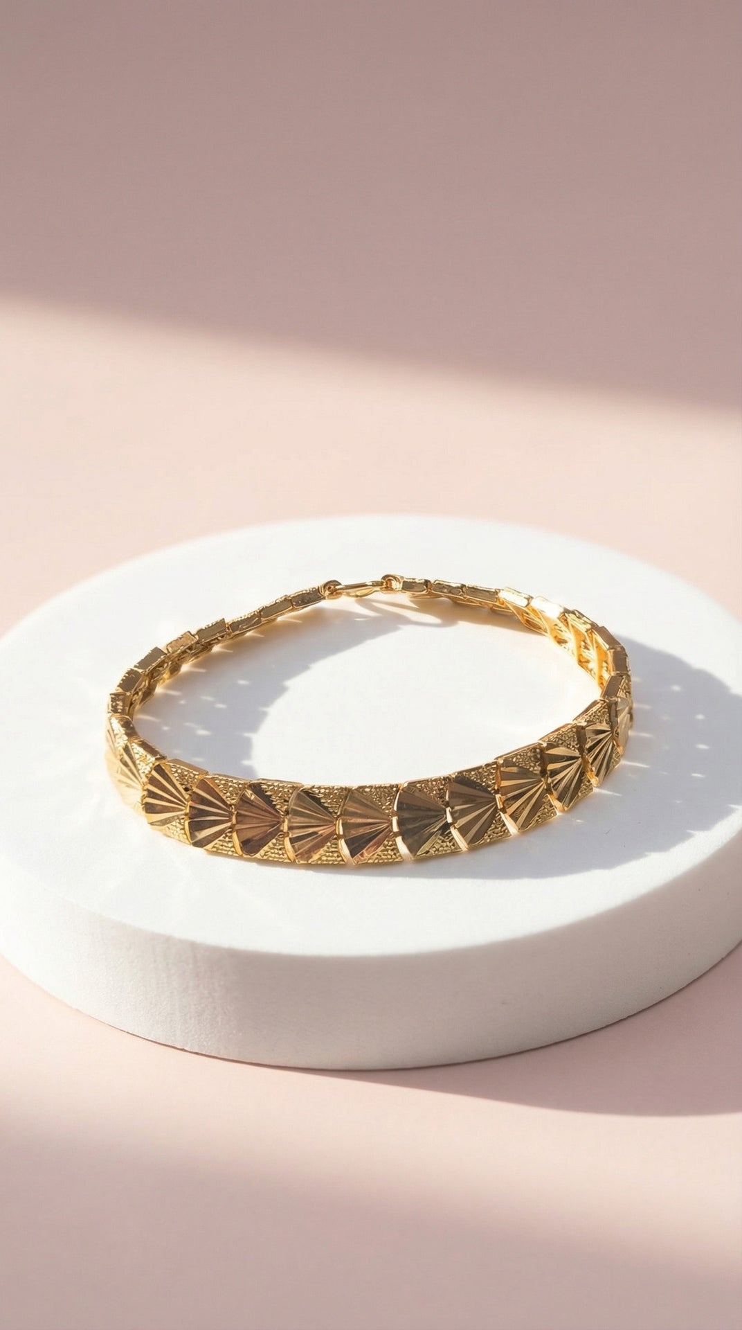 24k Gold Plated Shell Link Bracelet