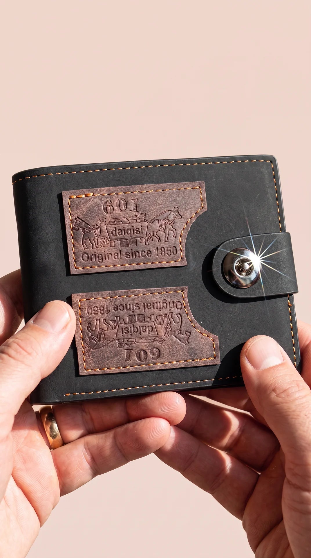 Men's Vintage Patch Leather Bifold Wallet