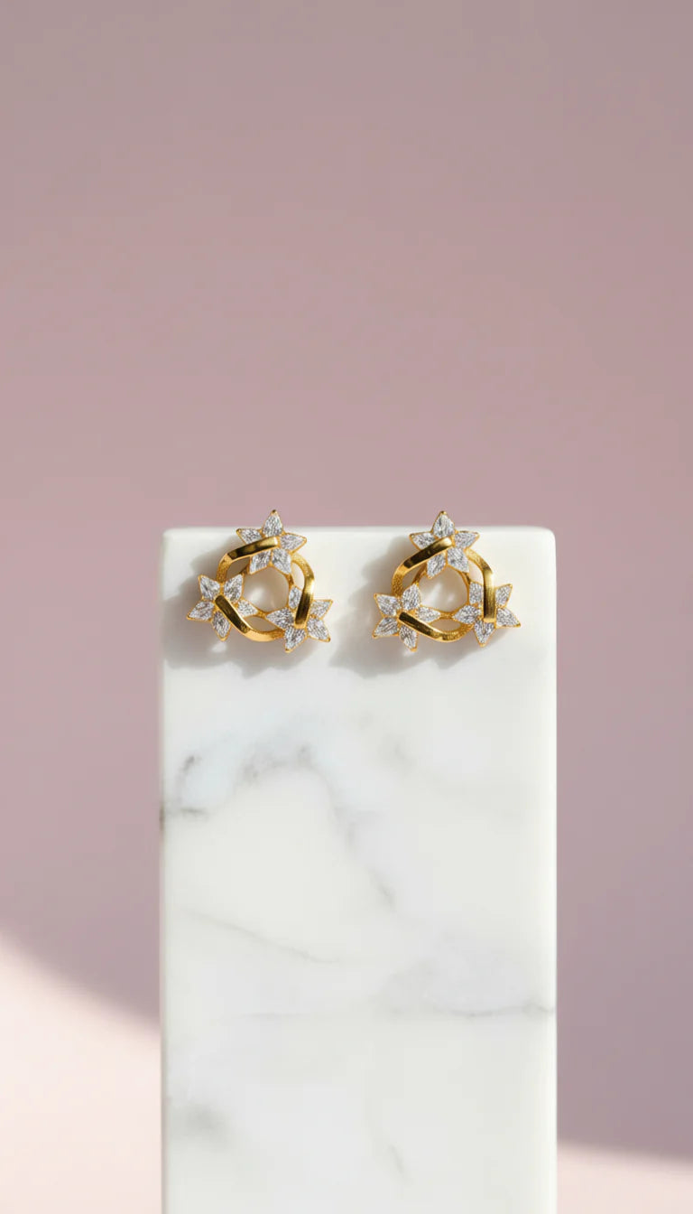Star Curved Crystal Stud Earrings