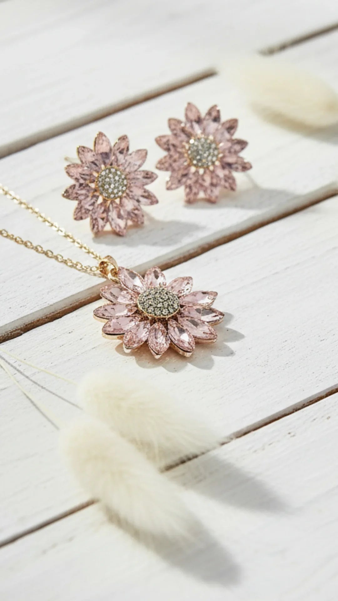 Crystal Flower Jewellery Set – Necklace, Earrings, Bracelet & Ring