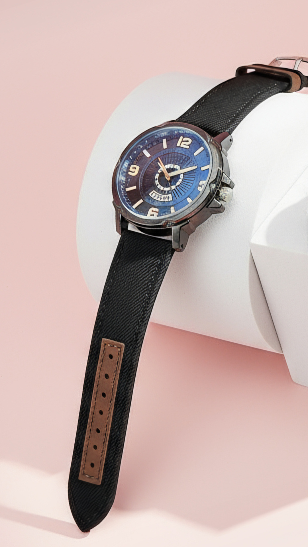 Men’s Blue Round Face Sport Watch