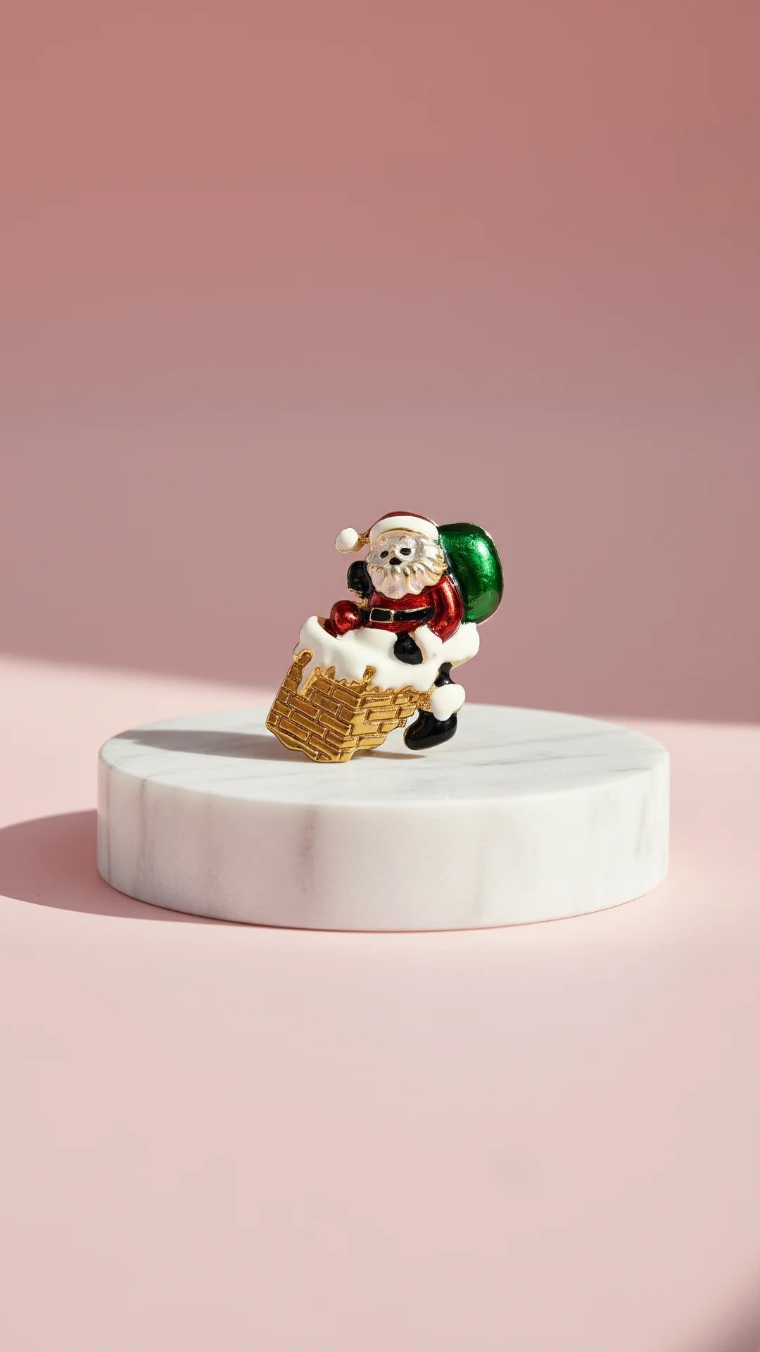 Santa Claus With Sack Festive Brooch