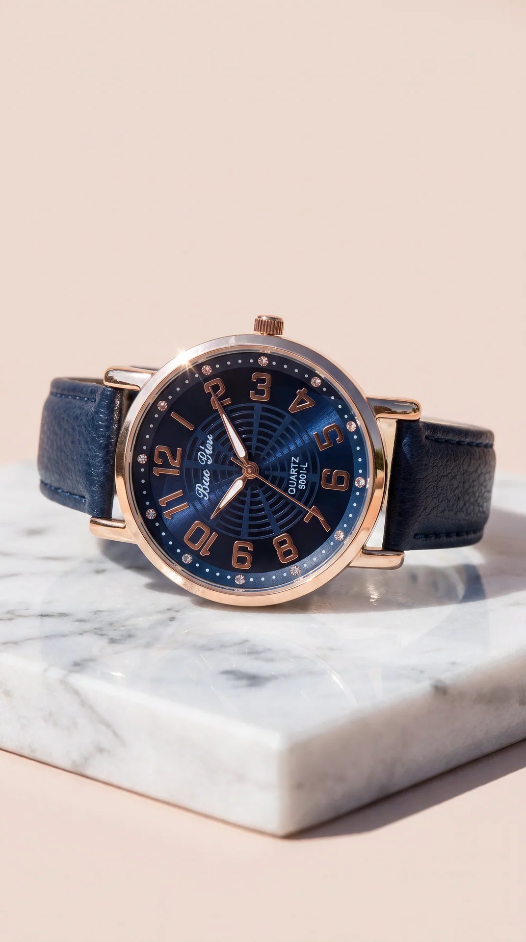 Aura Analogue Classic Watch