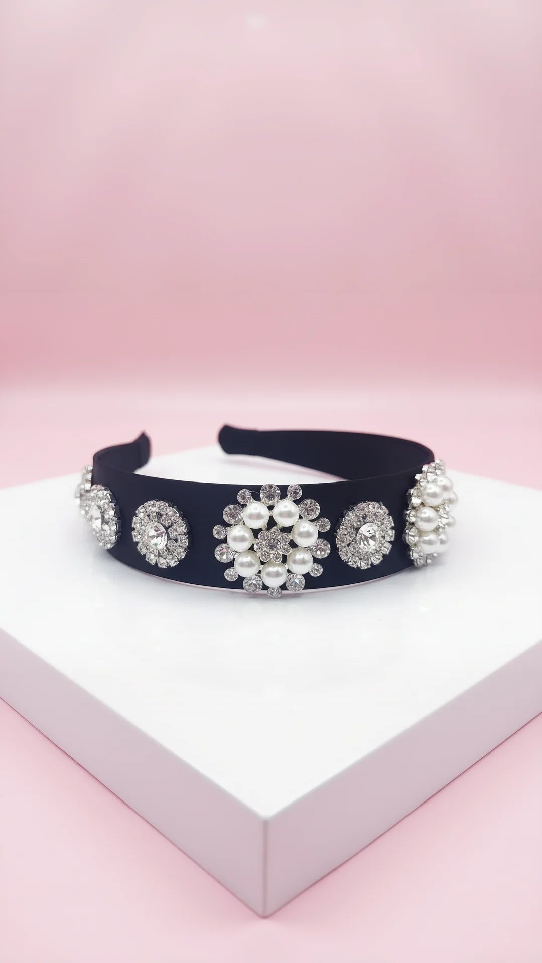 Women’s Pearl Cluster Statement Headband & Hair Band