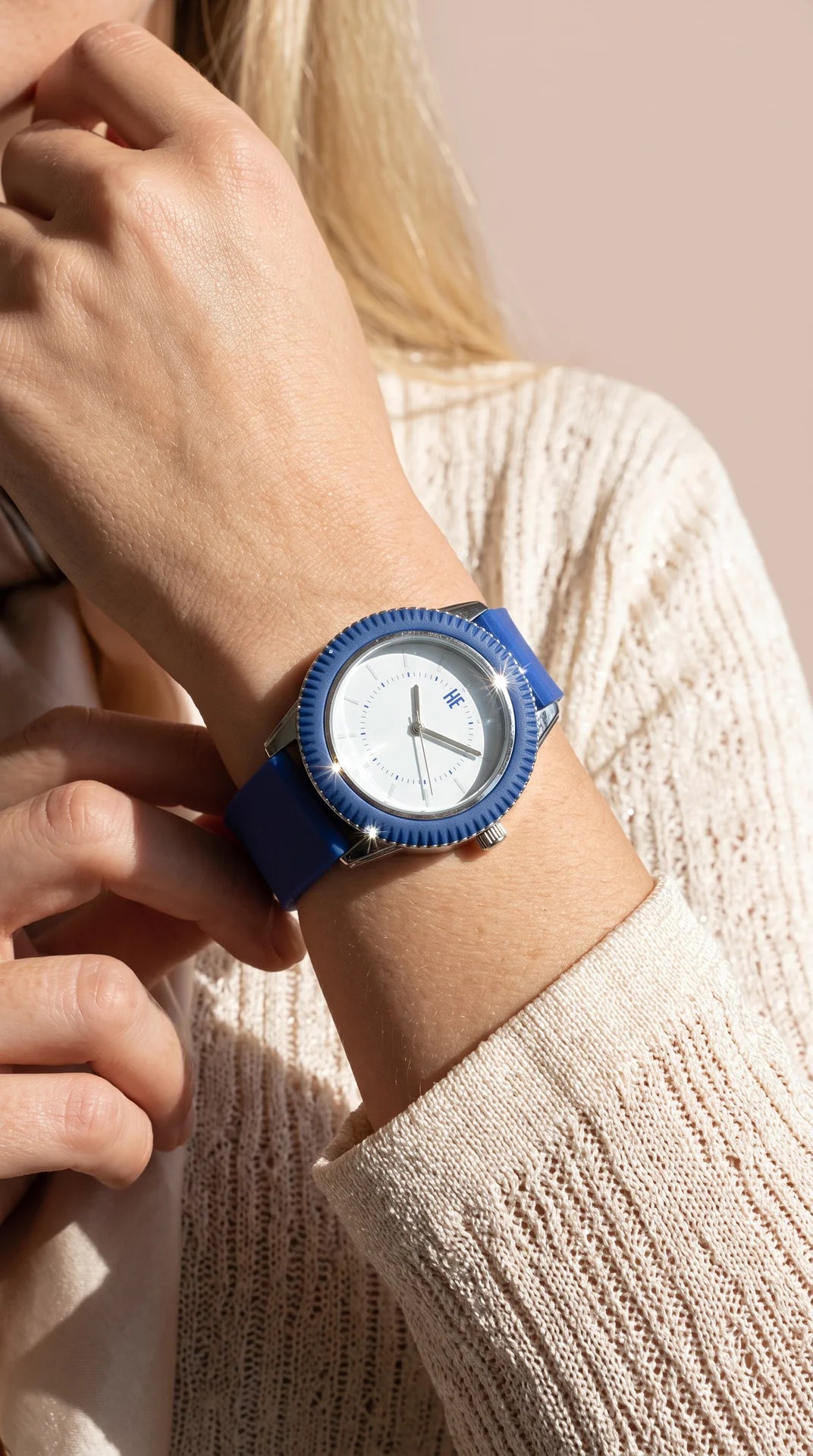 Sport Silicone Strap Watch – Unisex