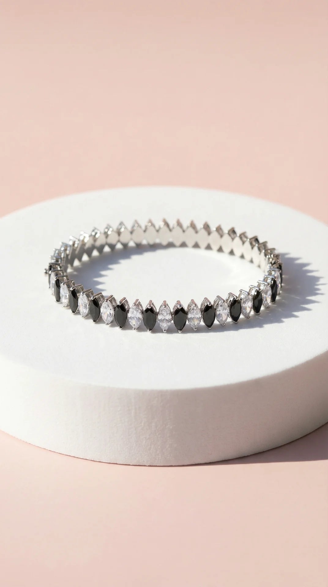 Stretchy Oval Crystal Snap On Cuff