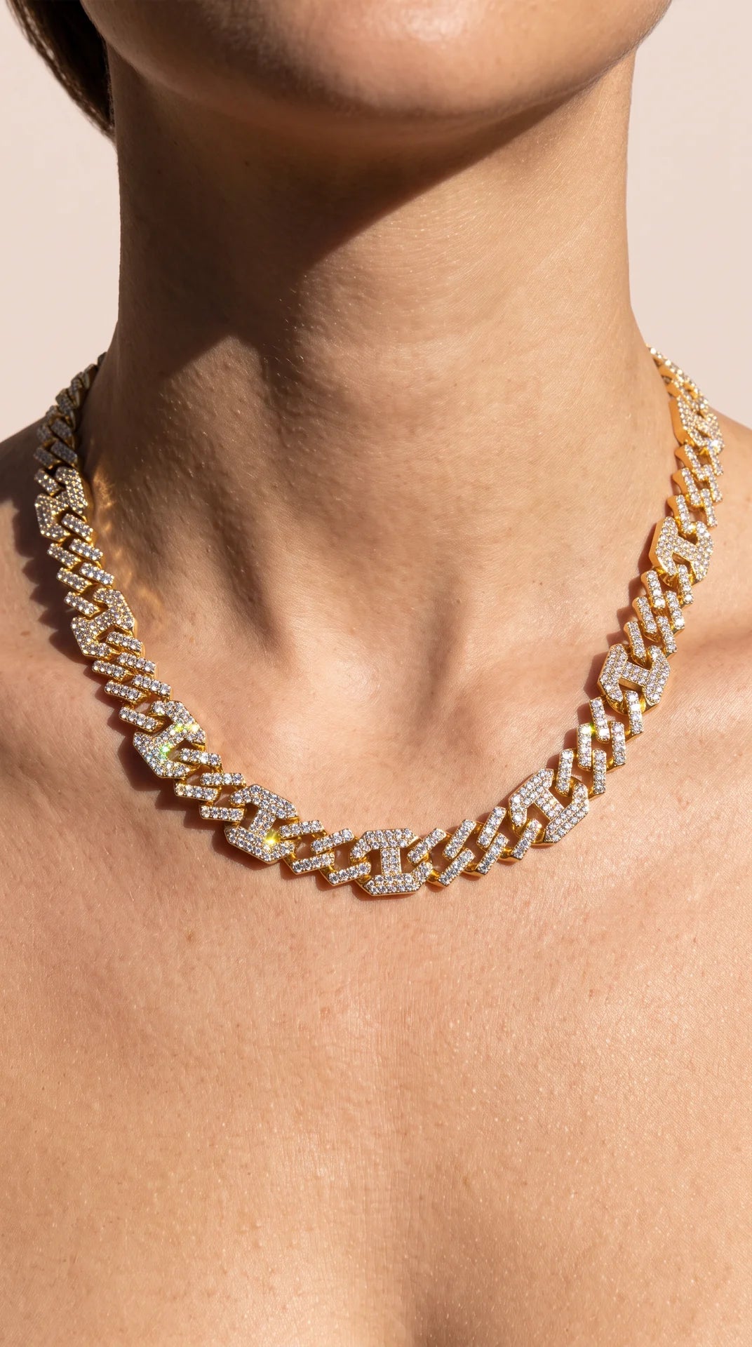 Pavé Statement Chunky Crystal Curb Chain Necklace
