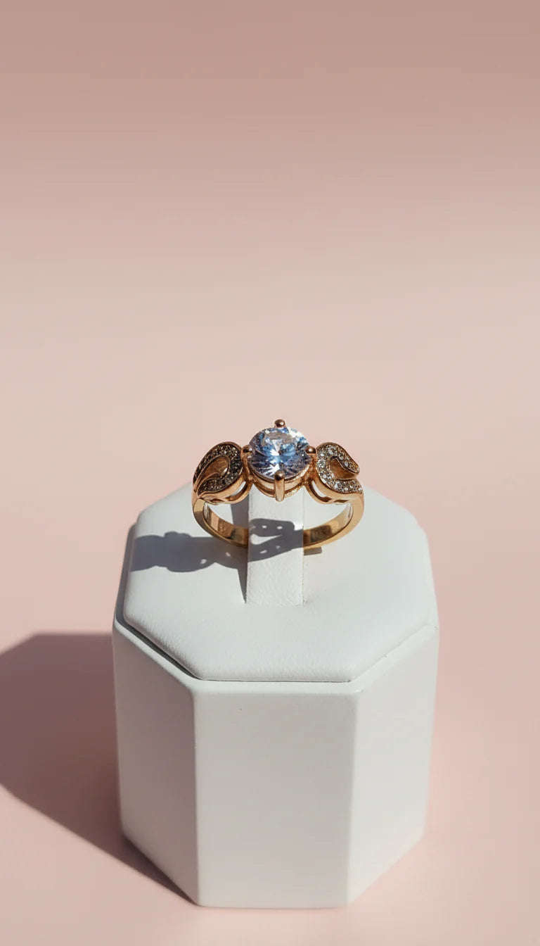 Swirl Crystal Ring Gold Box set of 12