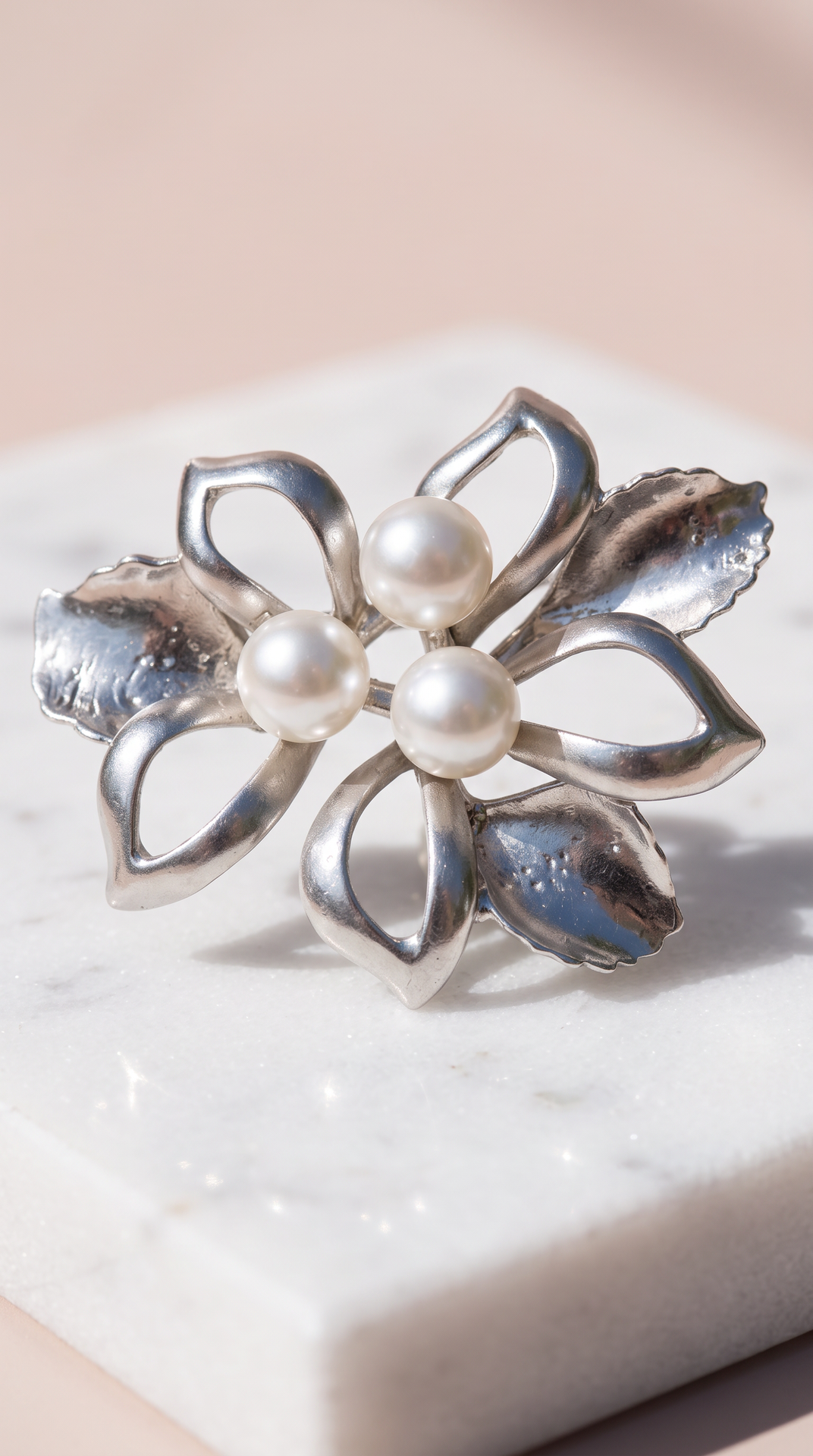 Holly Leaf & Pearl Brooch Pin