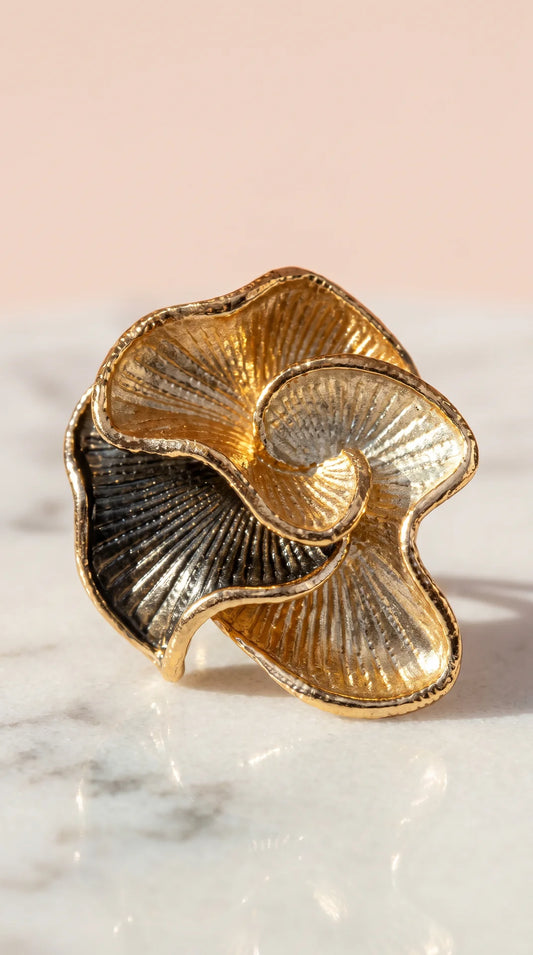 Abstract Magnetic Wavey Edge Brooch