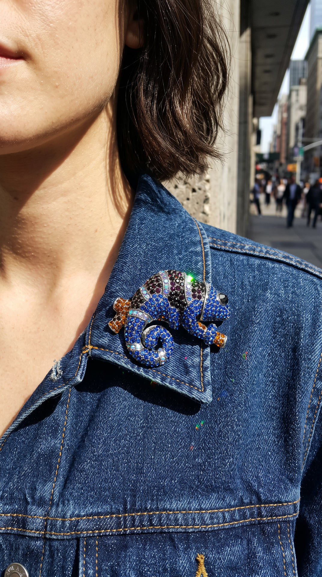 Blue Chameleon Crystal Brooch Pin