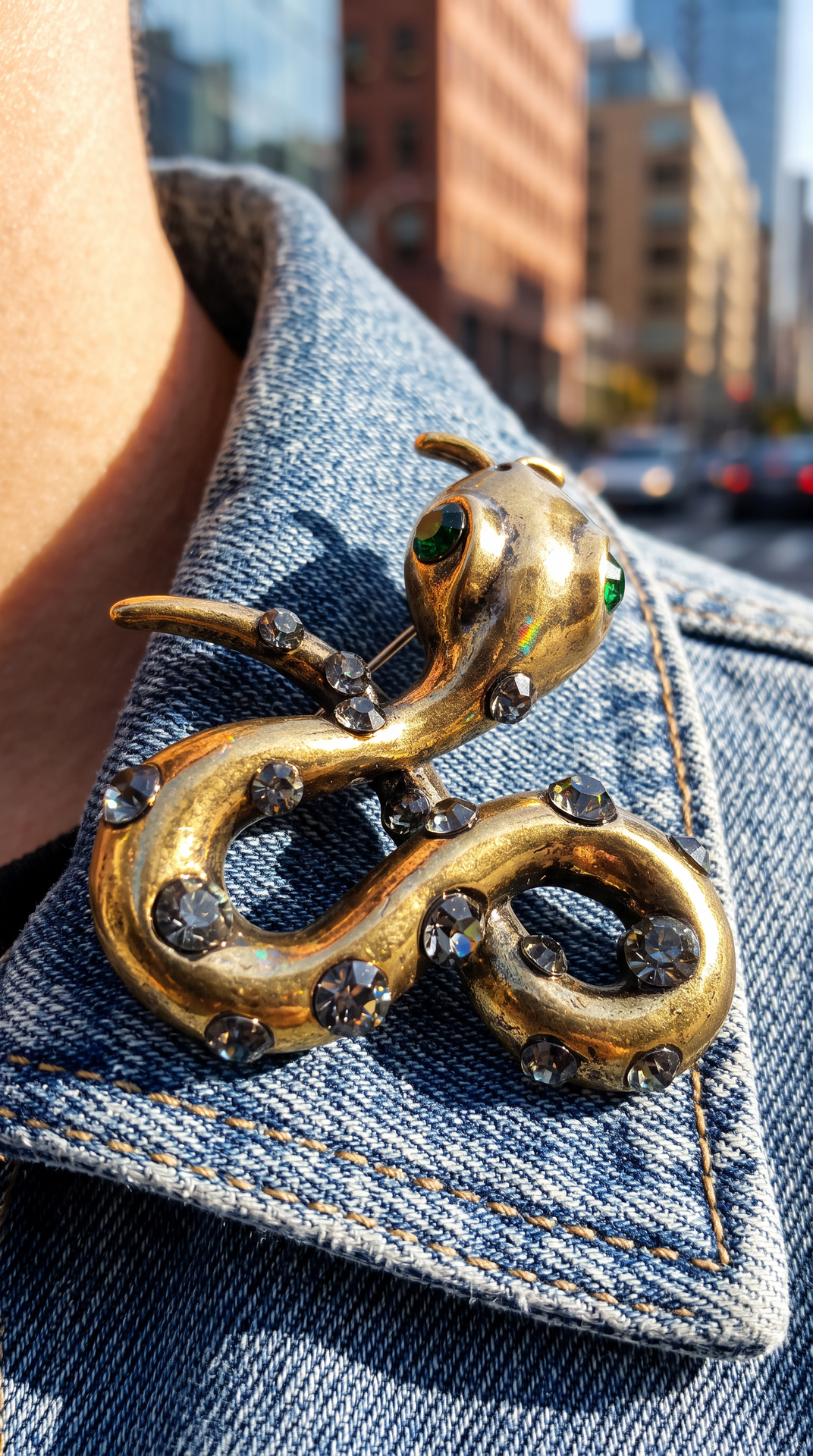 Bejewelled Snake Brooch Pin