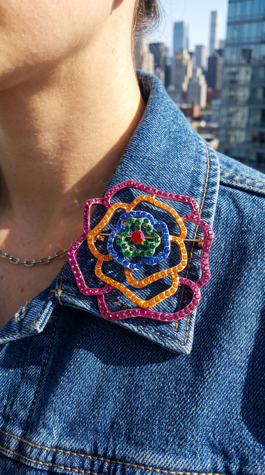 Lattice Flower Crystal Brooch Pin