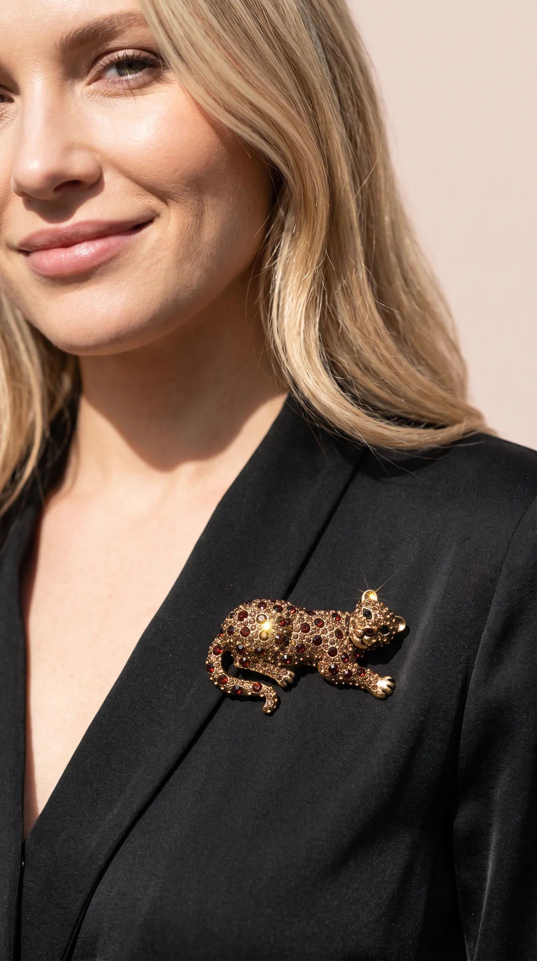 Crystal Leopard Brooch – Sparkling Animal Statement Pin