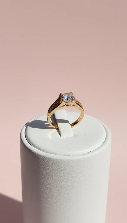 Gold Solitaire Crystal Ring Gold Box set of 12