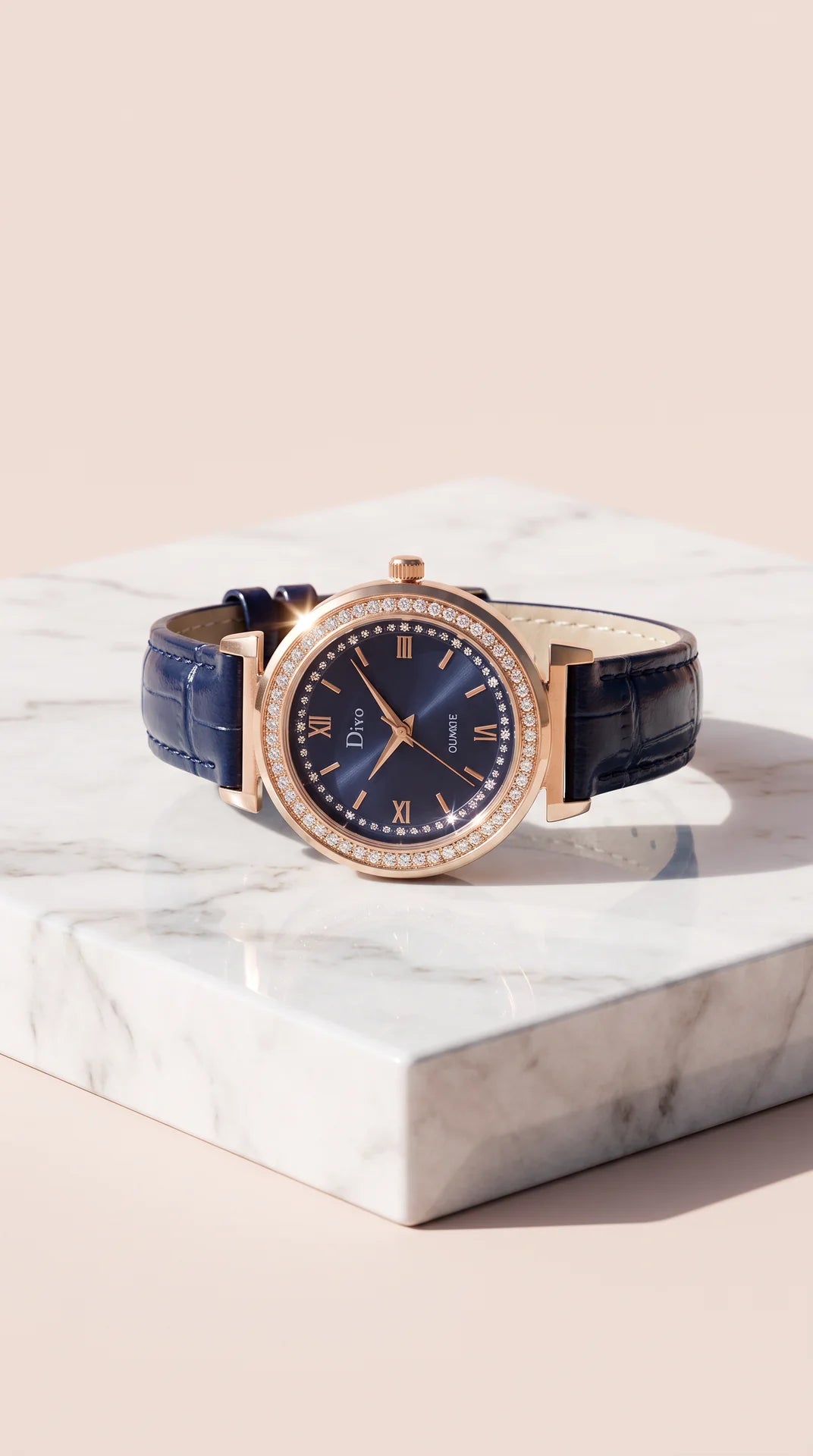 Crystal Bezel Women's Quartz Watch – Crocodile Pattern Strap