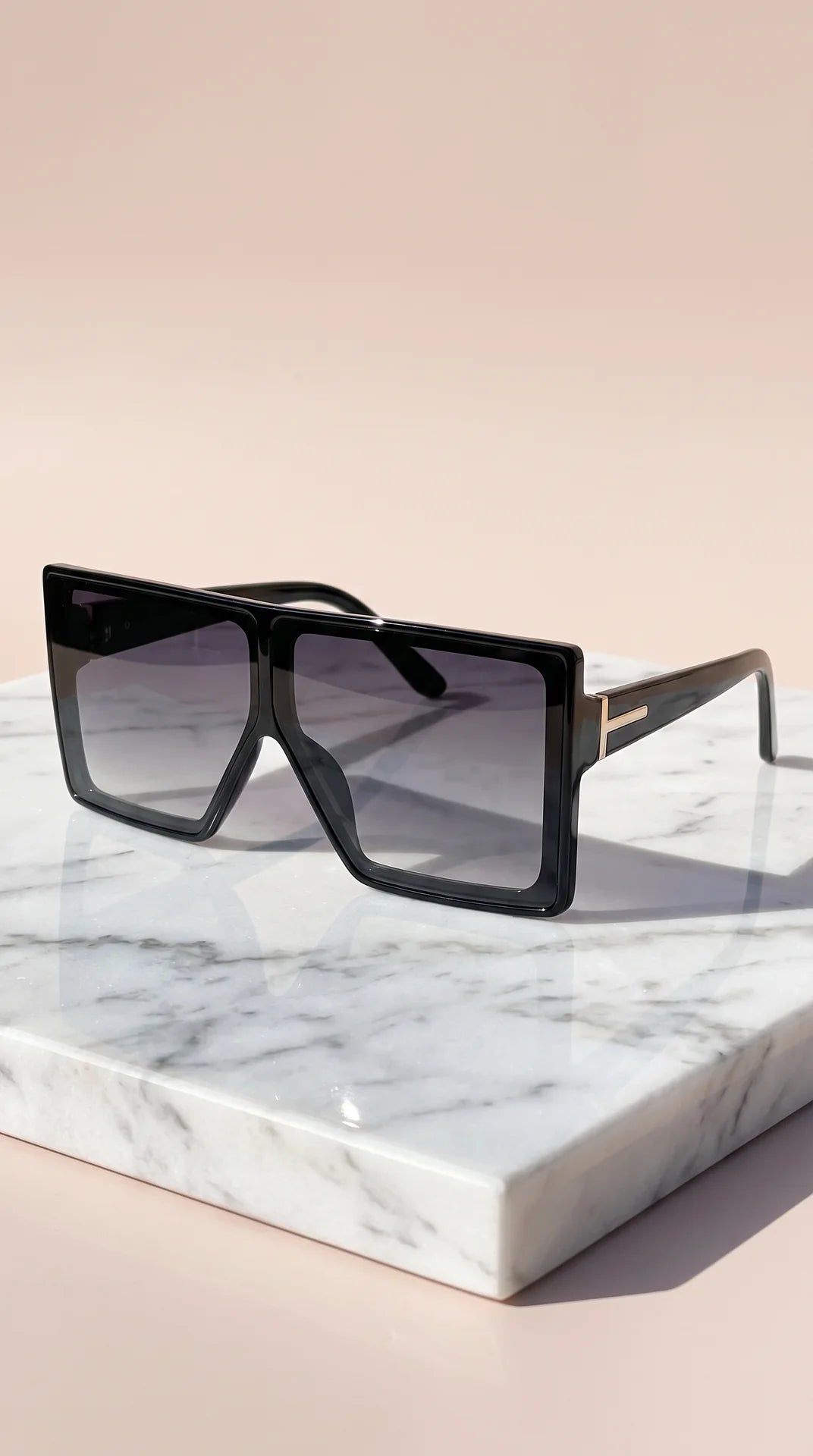 Box of 20 Oversized Gold Detail Sunglasses