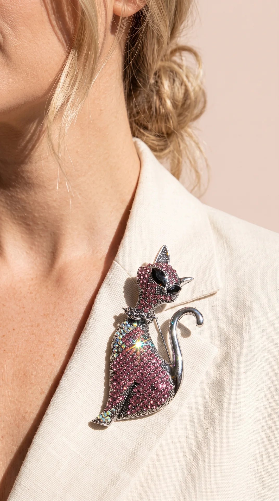 Siamese Cat Crystal Brooch Pin