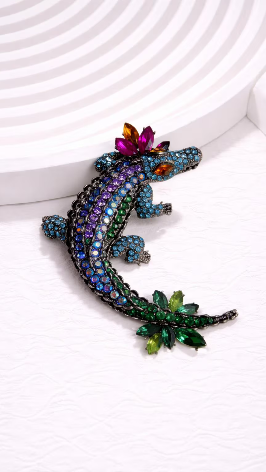 Crystal Tropical Crocodile Statement Rhinestone Brooch Pin