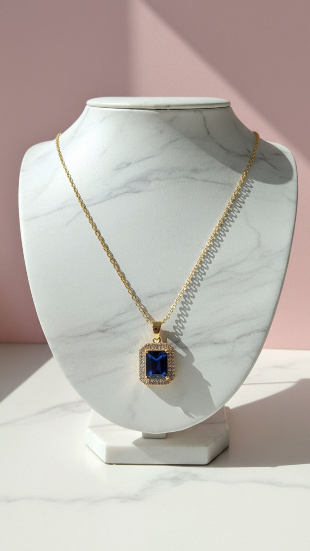 Oblong Crystal Pendant Necklace