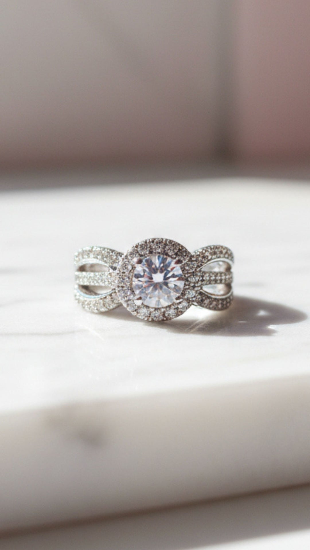 Crystal Ring Silver Box set of 12