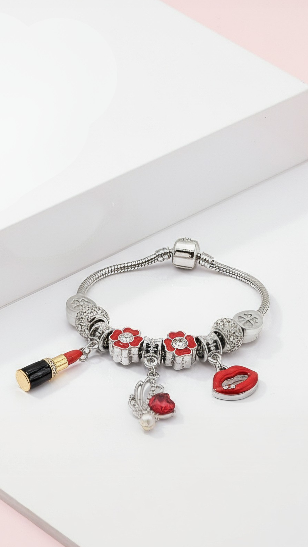Red Lips Crystal Charm Beaded Bracelet