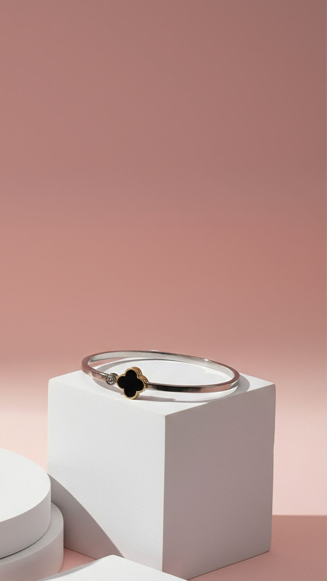 Stainless Steel Clover Round Cut Crystal Stacking Bangle