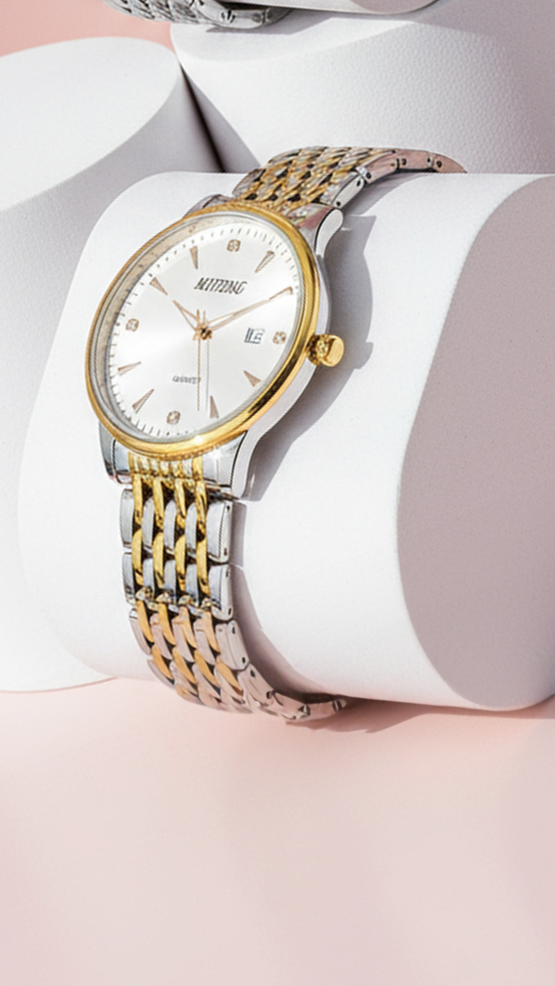 Men’s Round Face Quartz Movement Classic Watch