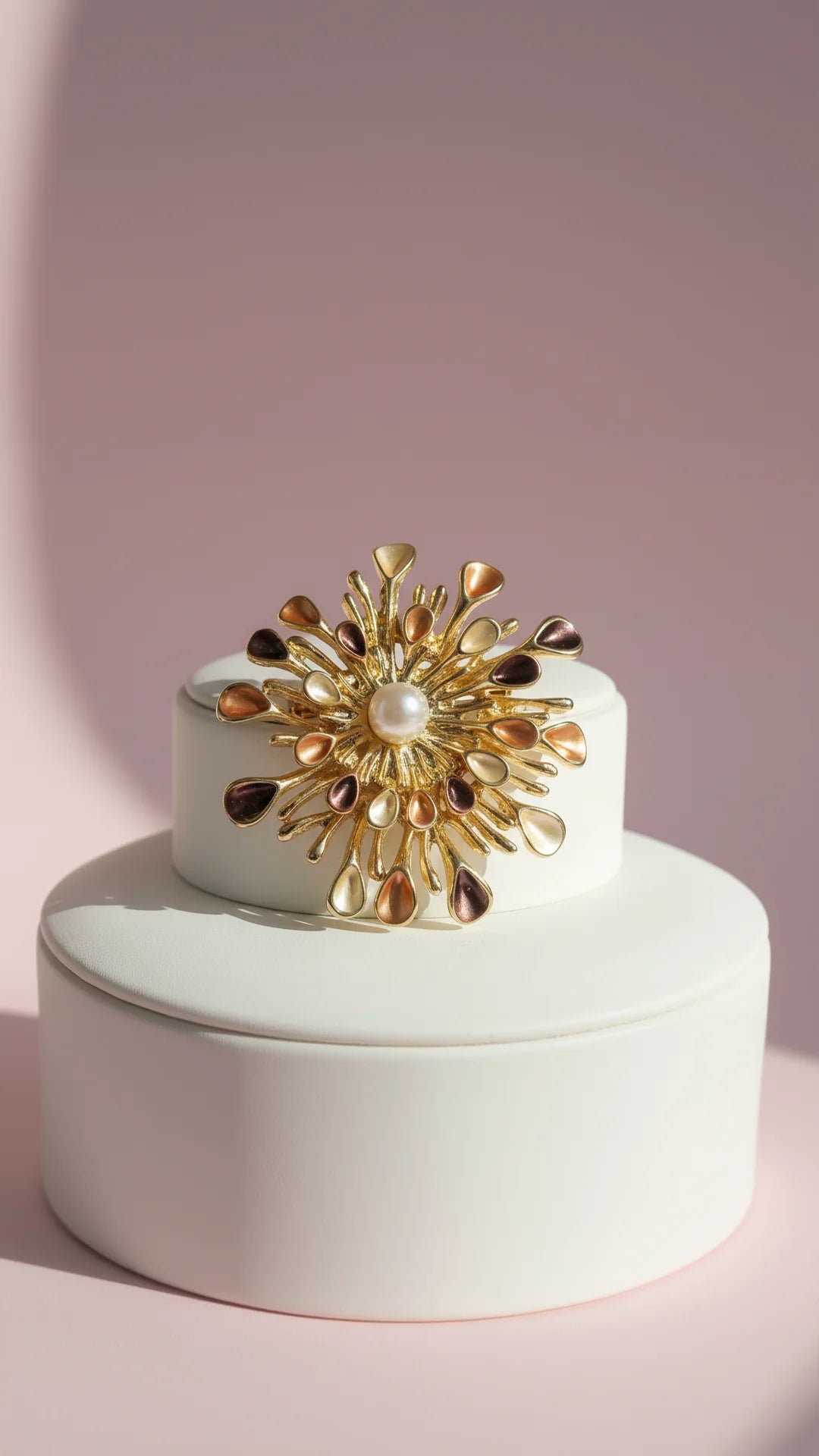 Pearl Star Burst Gold Magnetic Brooch