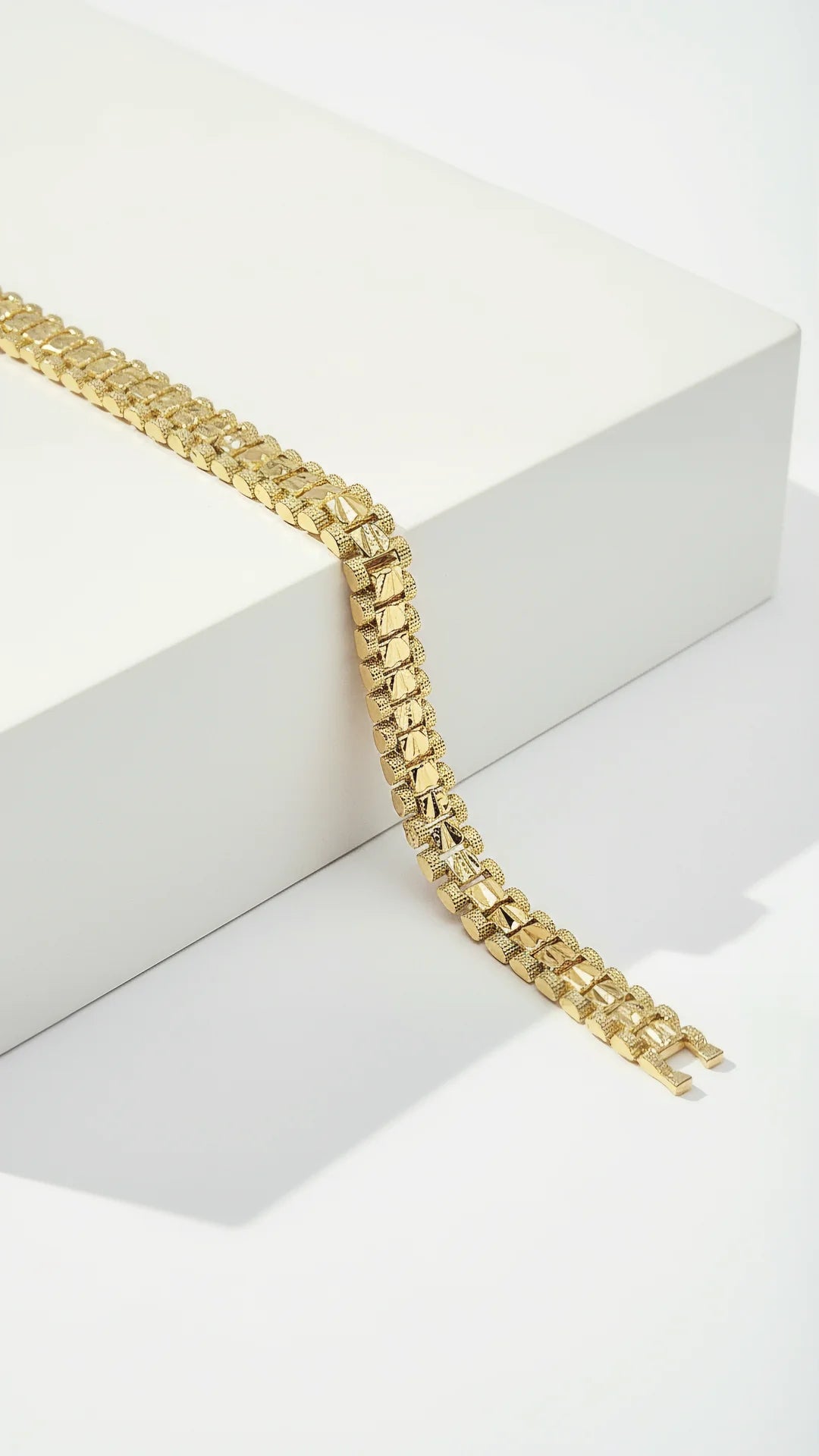 24k Gold Plated Mini Square Link Bracelet
