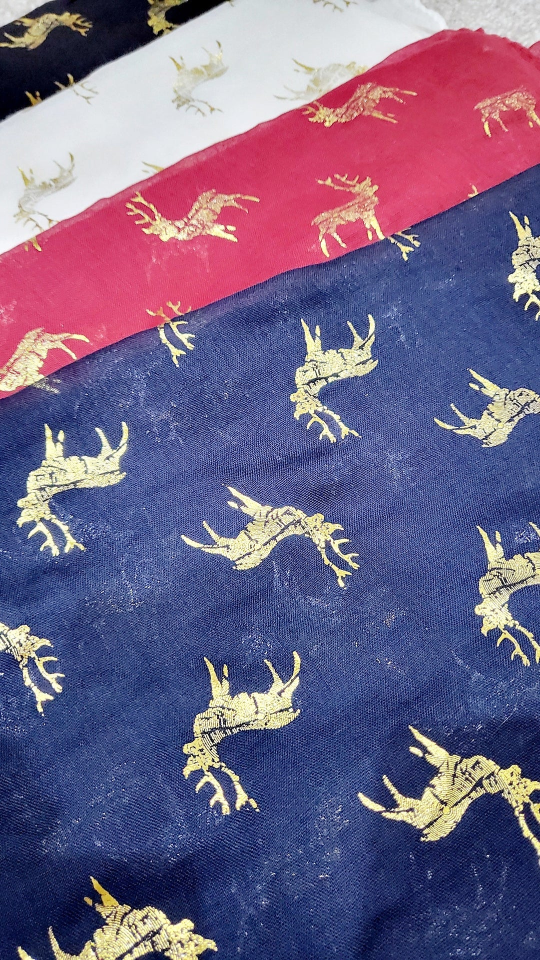 Stag Shimmer Gold Foil Scarf Pack of 12