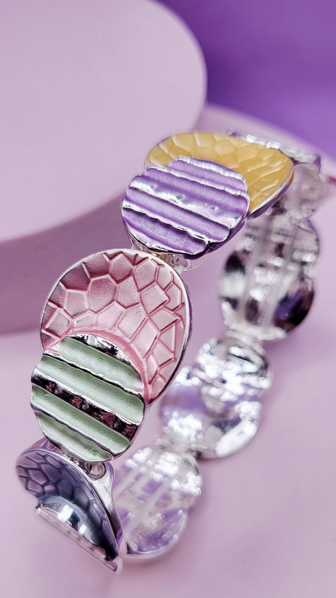 Abstract Circle Bracelet